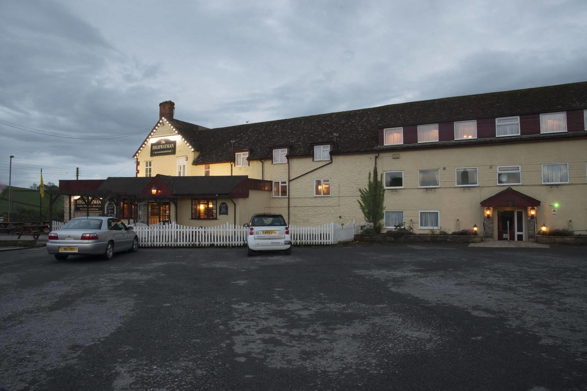 The Highwayman Inn – RelaxInnz Shepton Mallet Exterior foto